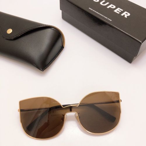 Super sunglasses