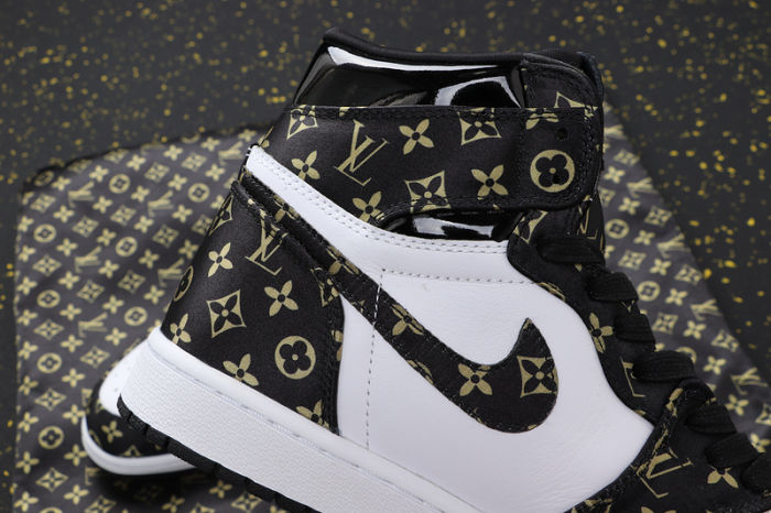 AJ 1 High Retro Classics Shoes LN8808-001