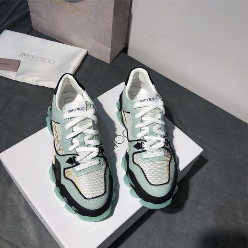 In 2020, the JC Sports Department will bring a series of luxurious, charming, hand-made and shocking works  Noble Series , which will inject unlimited creativity and details into this season's design.  The most eye-catching, most charming pair of shoes 👡, uses an unexpected new way to shine.  The fabric is selected from imported cowhide material combined with sequins to bring a luxurious and exquisite look. The exaggerated outsole shape creates just the right sense of modernity. ! The design is casual and