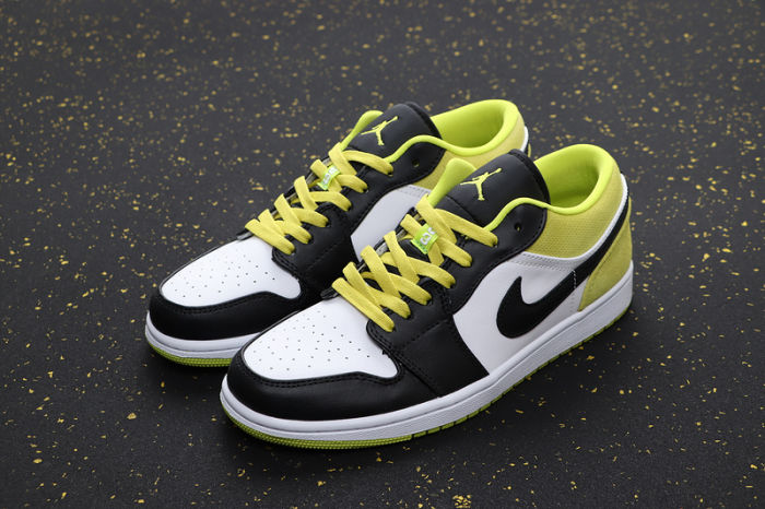 AJ 1 Low Retro Classics Shoes CK3022-003