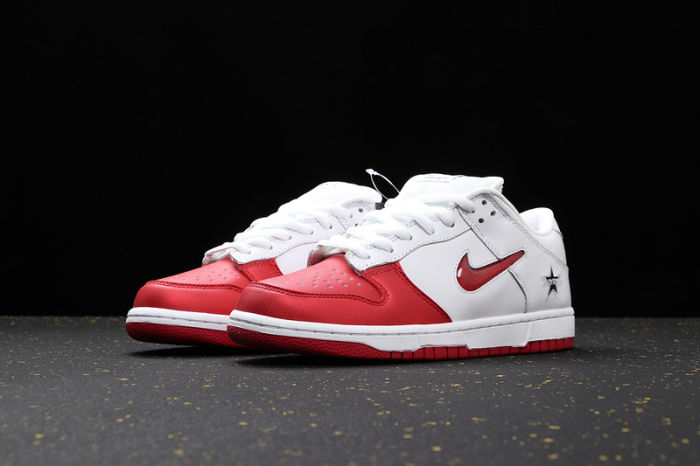 SB Dunk Classics