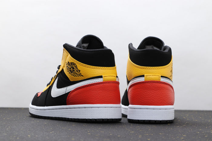 AJ 1 Mid Retro Classics Shoes 852542-087