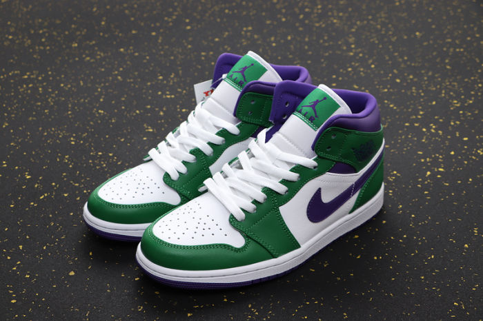 AJ 1 Mid Retro Classics Shoes 554724-300