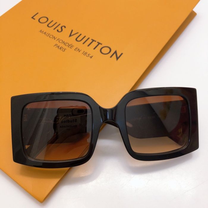 LOUIS VUITTON leg-embellished gold large logo pattern sunglasses