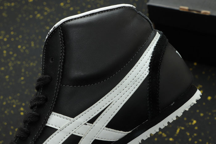 Mexico 66 High Retro Classics Leather Shoes