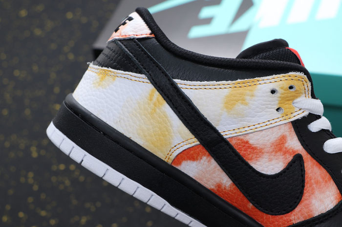 SB Dunk Classics