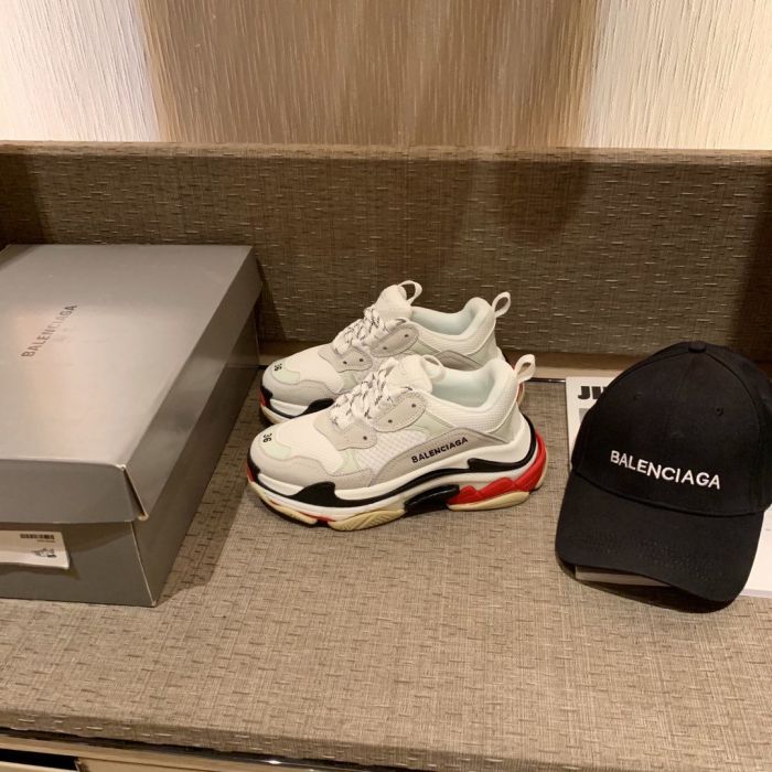 Balenciaga triple-s dad shoes