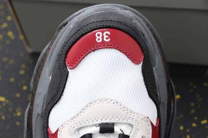 Triple S Classics 4537