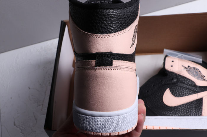 AJ 1 High Retro Classics Shoes 555088-081
