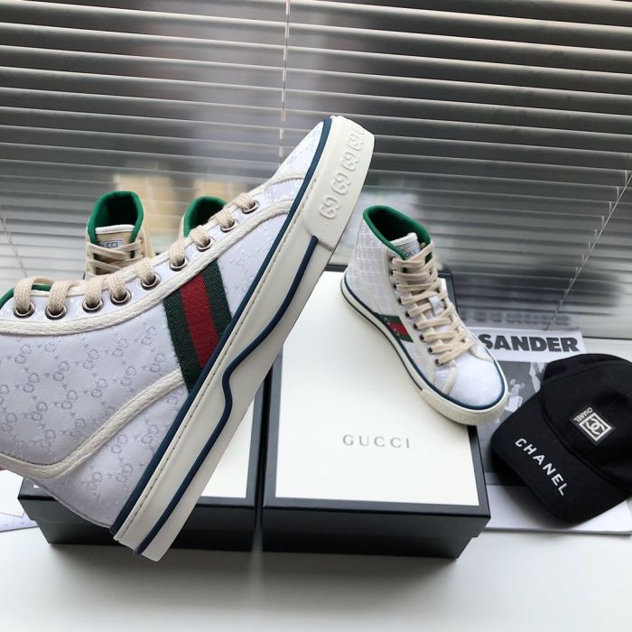 Super quality Gucci shoes,