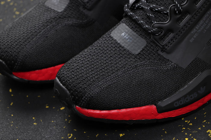 NMD_R1 Boost