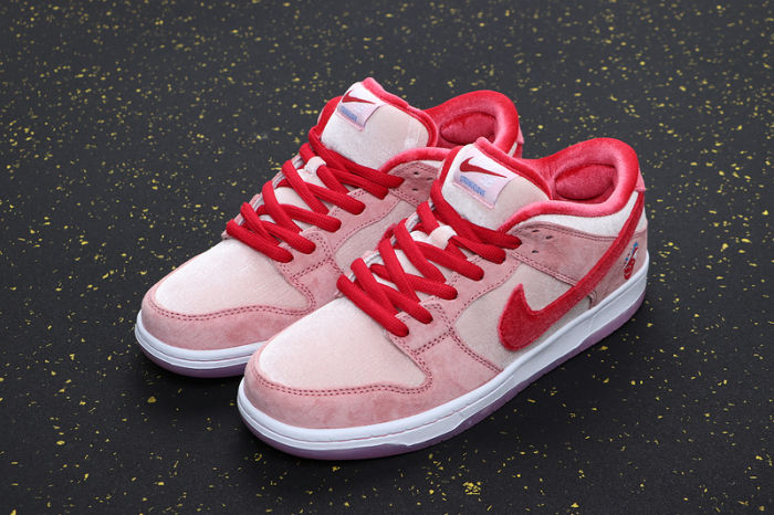 SB Dunk Classics