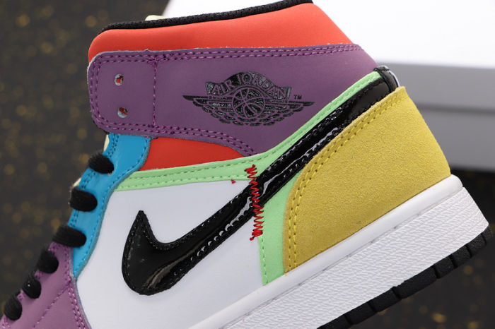 AJ 1 Mid Retro Classics Shoes CW1140-100