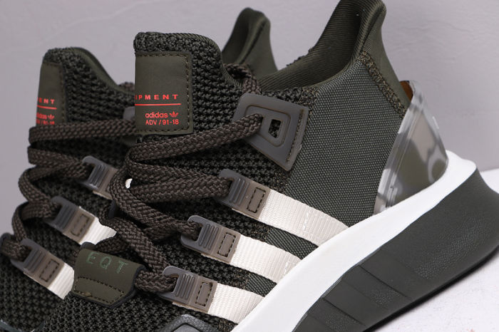 EQT Back ADV