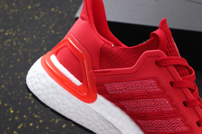 UltraBOOST 20