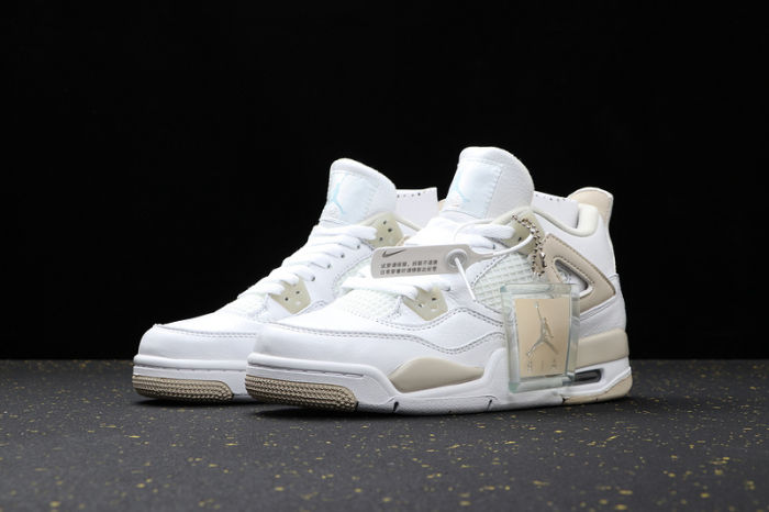 Women's AJ4 Retro Classics Shoes 487724-118