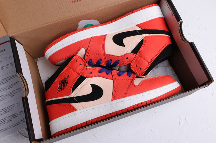 Women's AJ 1 Mid Retro Classics Shoes BQ6472-001