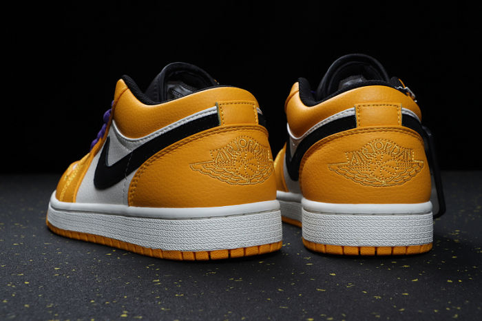 AJ 1 Low Retro Classics Shoes 553558-700