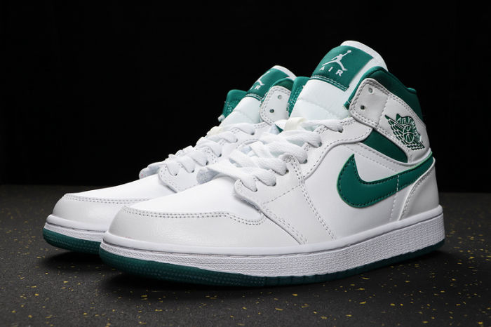 AJ 1 Mid Retro Classics Shoes CD6759-103