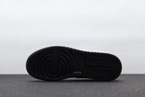 AJ 1 Low Retro Classics Shoes CW5564-001