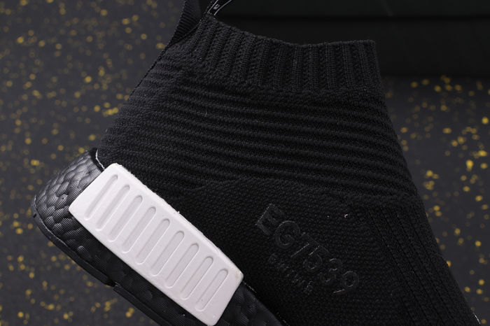 NMD_R1 Boost