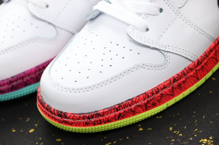 Women's AJ 1 Low Retro Classics Shoes CV9548-100