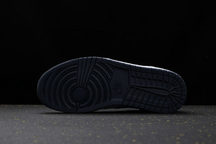 AJ 1 Mid Retro Classics Shoes 554724-445