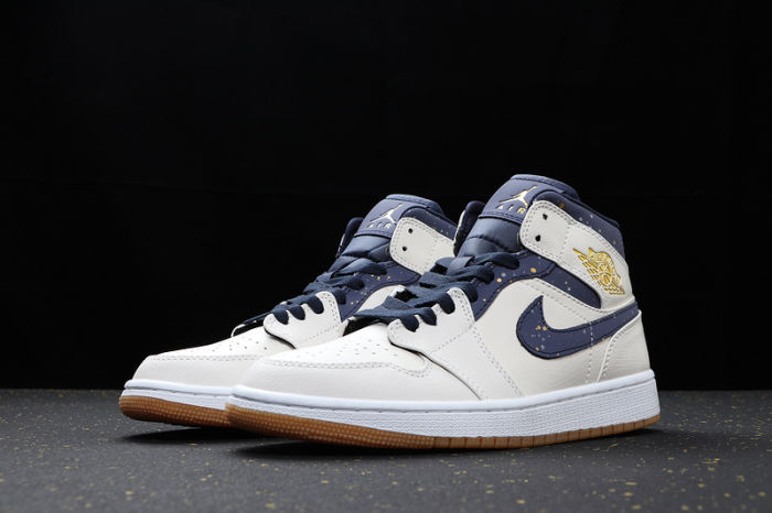 AJ 1 Mid Retro Classics Shoes AH6342-104