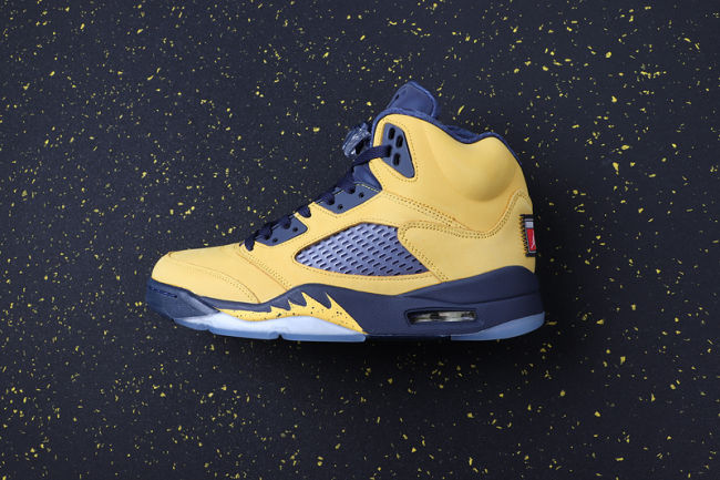 AJ5 Retro Classics Shoes CQ9541-704
