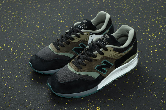 NB997 Classics 003