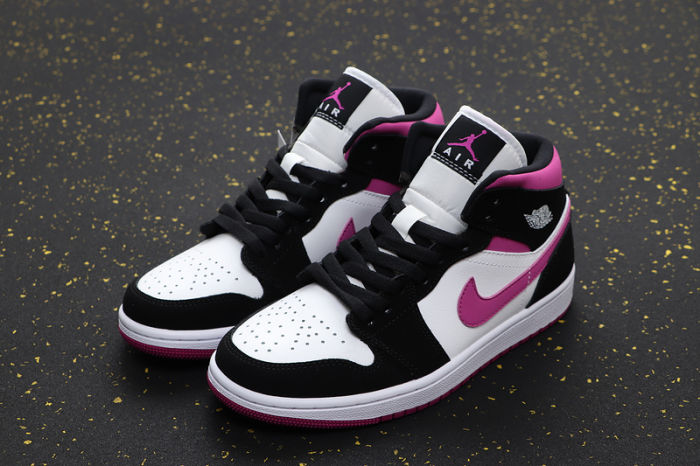 AJ 1 Mid Retro Classics Shoes BQ6472-005