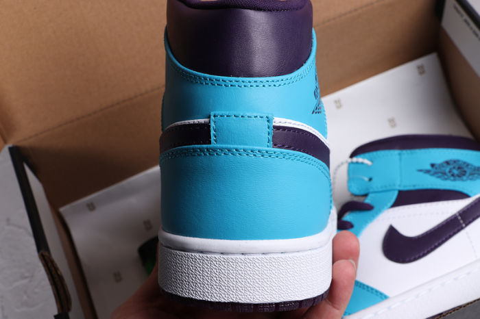 AJ 1 Mid Retro Classics Shoes 554724-415