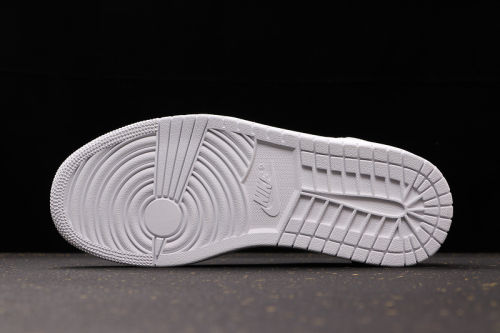 AJ 1 Low Retro Classics Shoes 553560-101