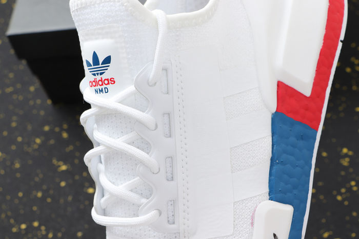 NMD_R1 Boost