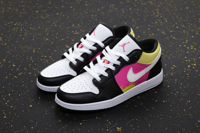 AJ 1 Low Retro Classics Shoes CW5564-001