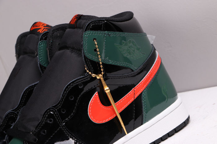 AJ 1 High Retro Classics Shoes AV3905-038