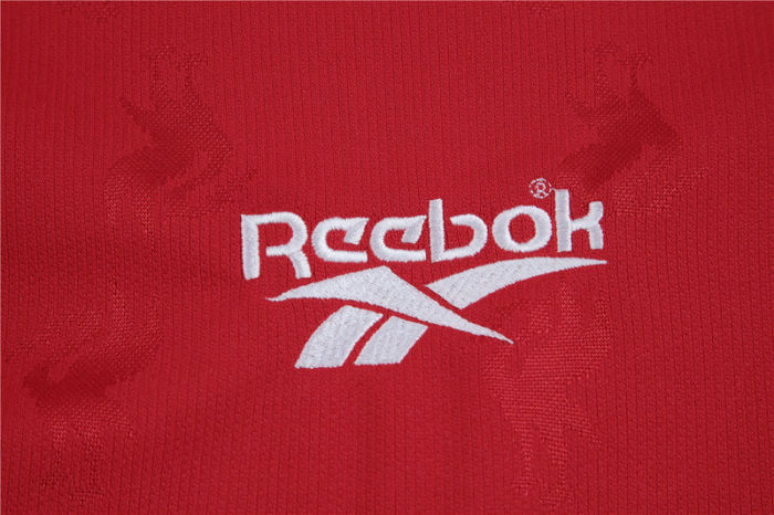 Liverpool 96 / 97 HOME SOCCER JERSEY