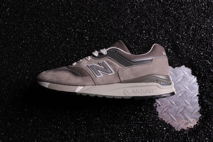 NB997 Classics 011