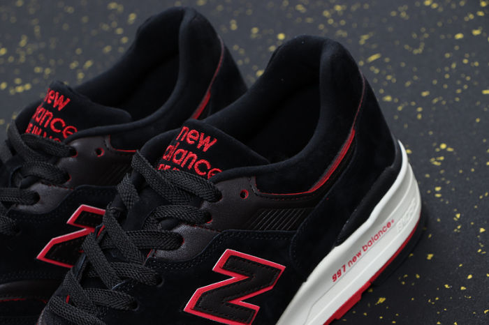 NB997 Classics 009