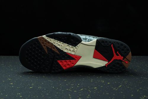AJ7 Retro Classics Shoes AT3375-100