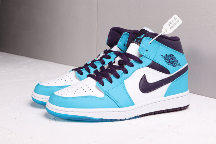 AJ 1 Mid Retro Classics Shoes 554724-415