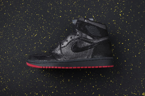 AJ 1 High Retro Classics Shoes CD7071-001