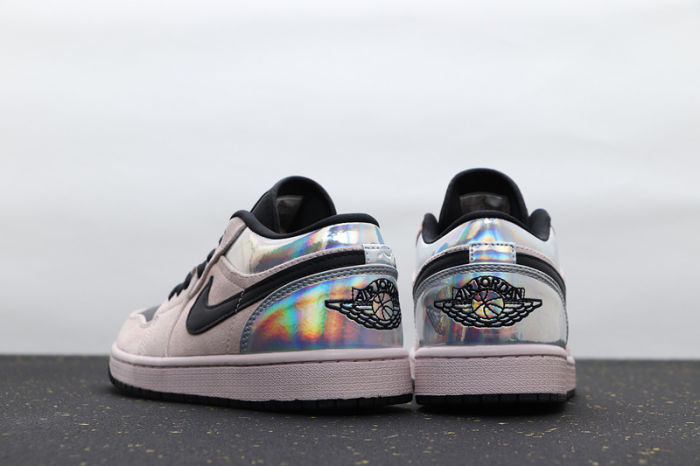 AJ 1 Low Retro Classics Shoes CV3043-602