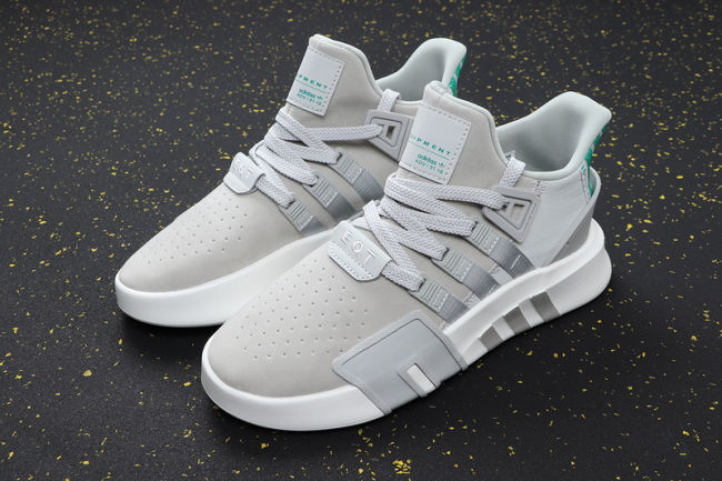 EQT Back ADV