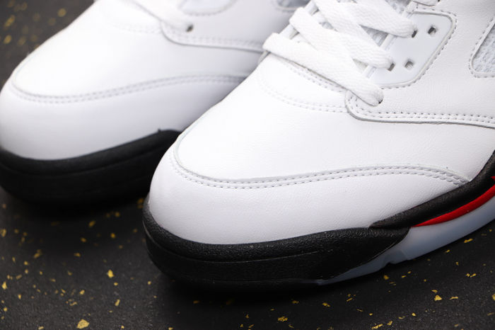 AJ5 Retro Classics Shoes DA1911-102