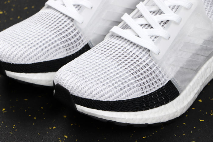 UltraBOOST 19