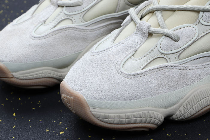 YEEZY BOOST 500
