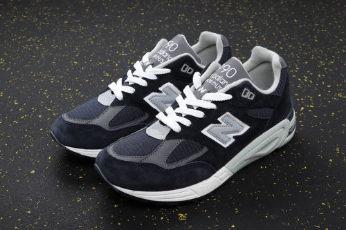 NB990 Classics 006