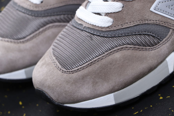 NB997 M997GY2