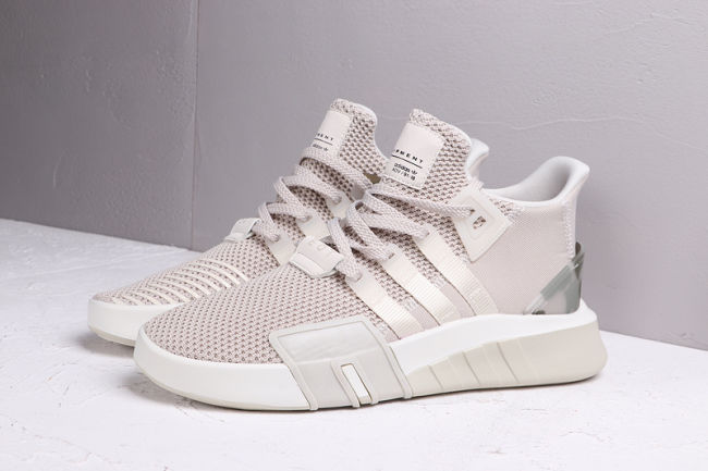 EQT Back ADV